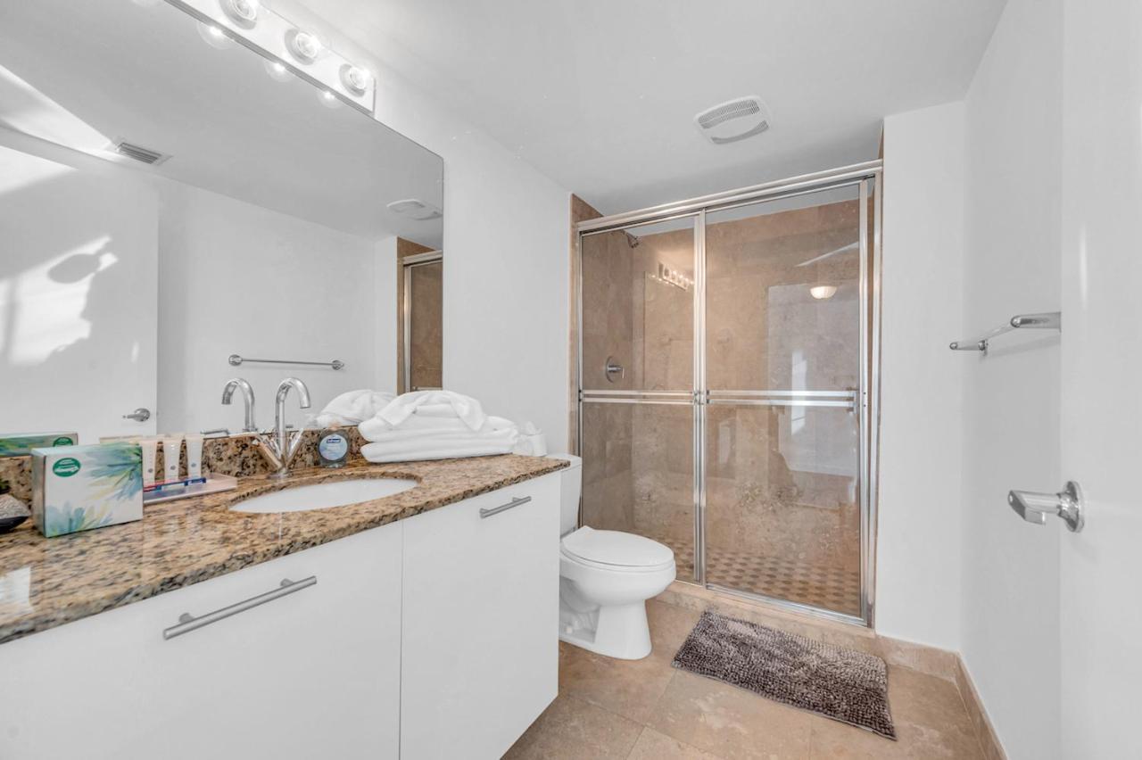 Iconic 2 Bedroom Loft Brickell-Stunning Views Маями Екстериор снимка