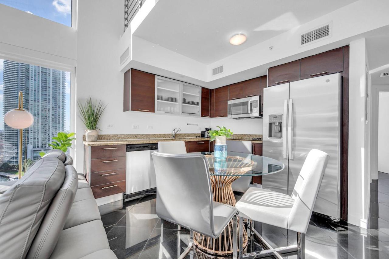 Iconic 2 Bedroom Loft Brickell-Stunning Views Маями Екстериор снимка