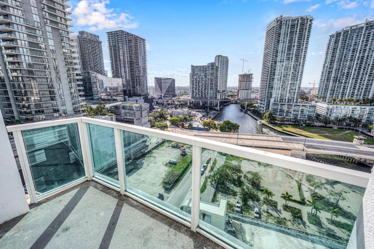 Iconic 2 Bedroom Loft Brickell-Stunning Views Маями Екстериор снимка