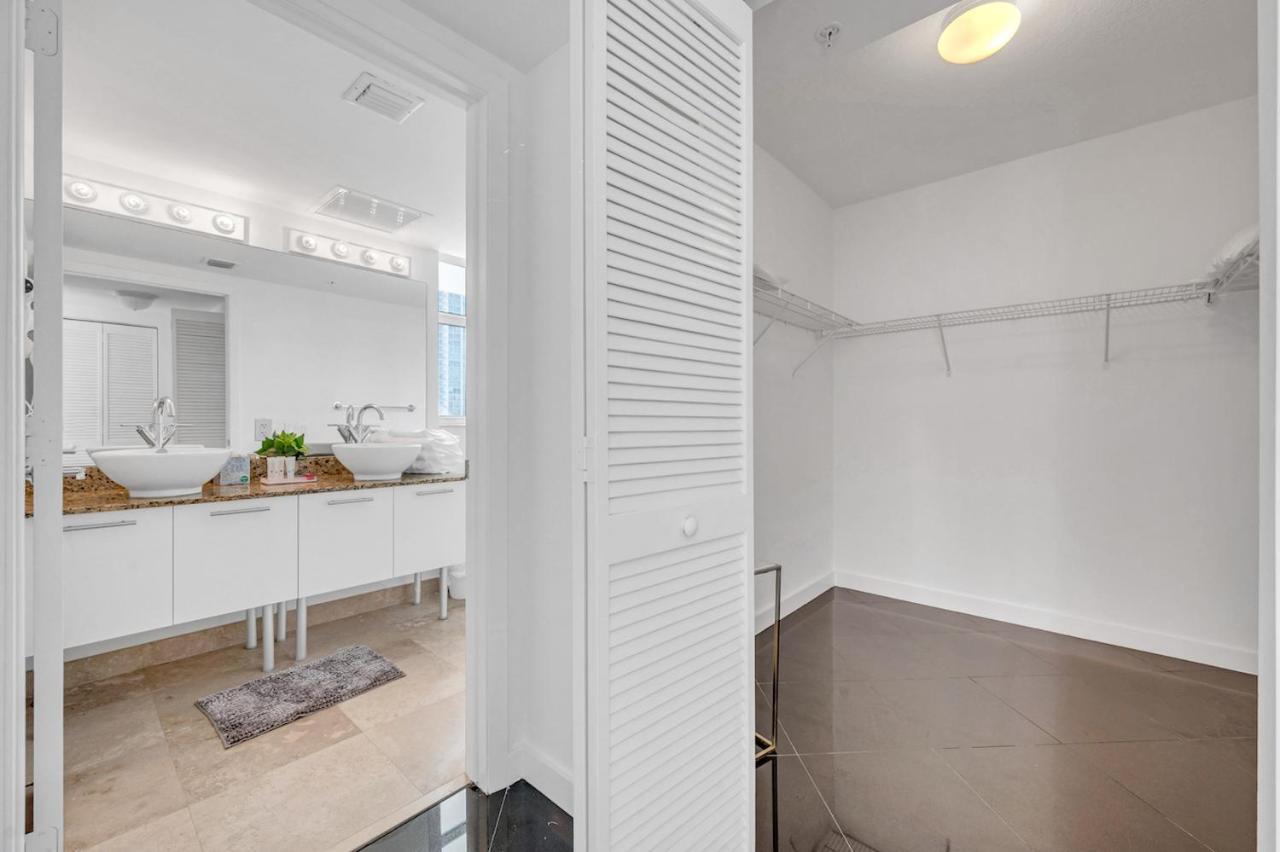 Iconic 2 Bedroom Loft Brickell-Stunning Views Маями Екстериор снимка