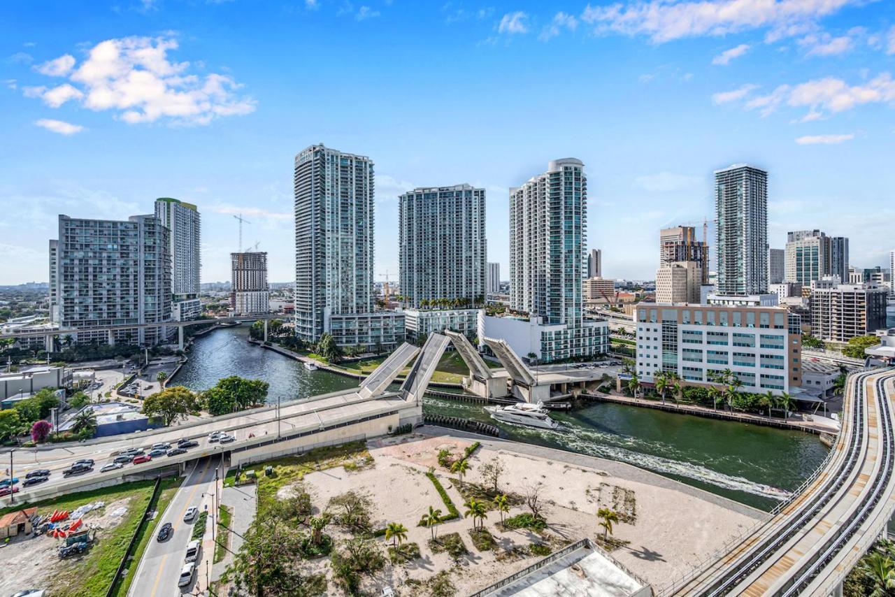 Iconic 2 Bedroom Loft Brickell-Stunning Views Маями Екстериор снимка