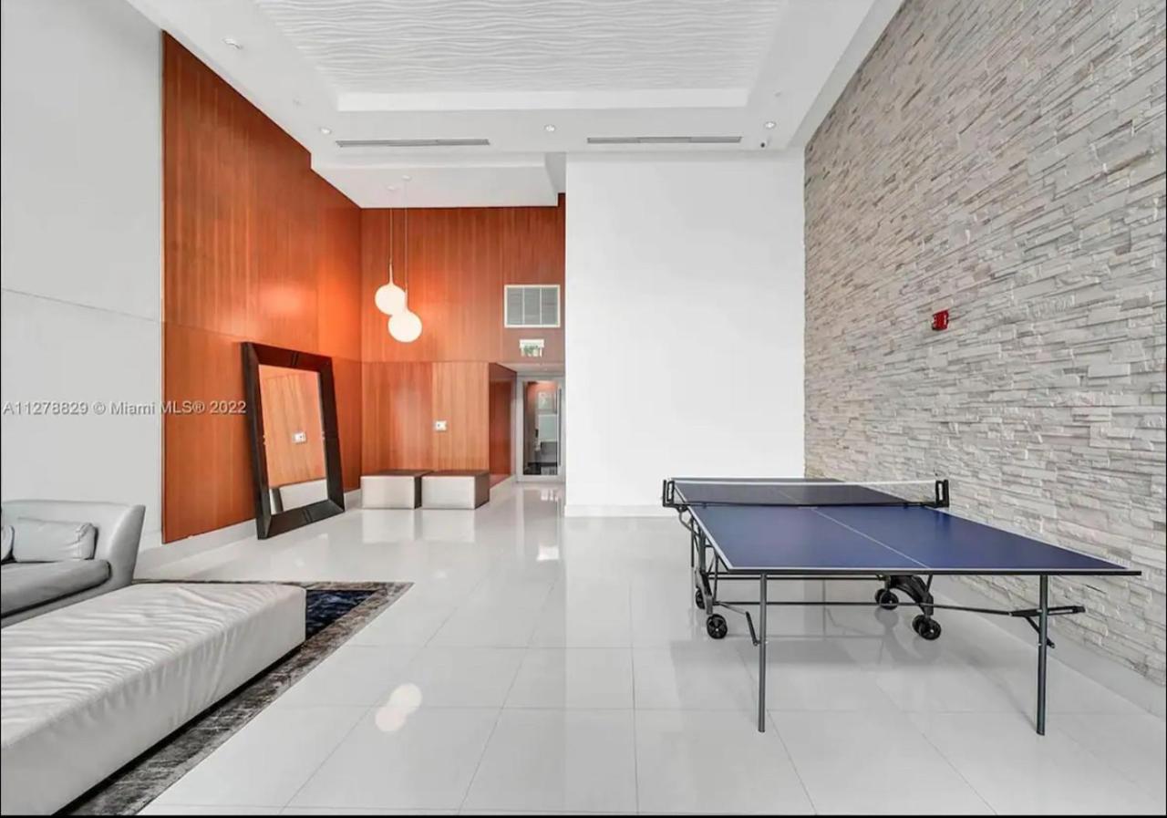Iconic 2 Bedroom Loft Brickell-Stunning Views Маями Екстериор снимка