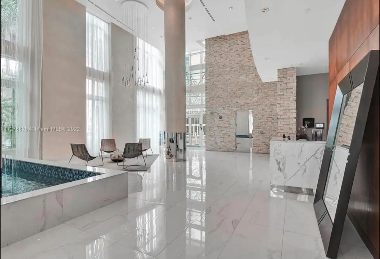 Iconic 2 Bedroom Loft Brickell-Stunning Views Маями Екстериор снимка